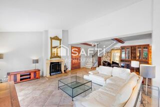  Maison � vendre 6 pi�ces 205 m�