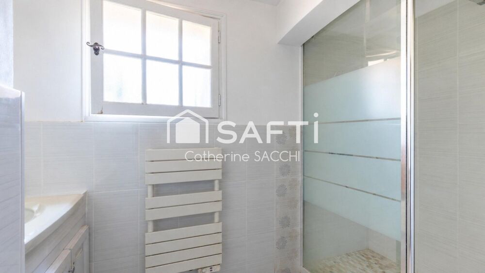 à vendre  Maison Saint-Raphaël (83700)