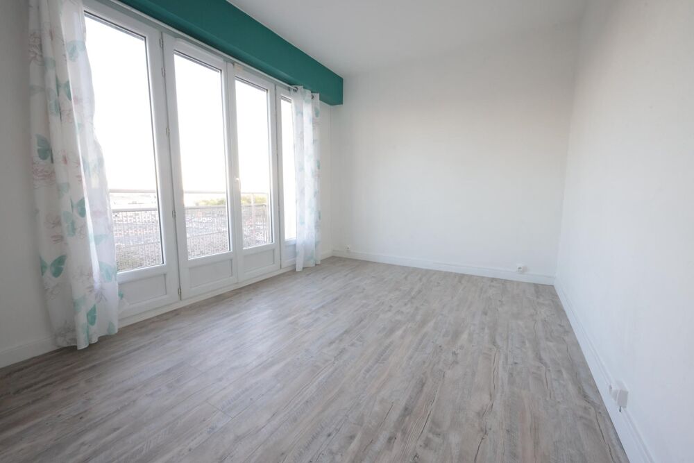 Vente Appartement Beau 4 pièces de 71 m² dans résidence ravalée et sécurisée  en centre ville Chilly-mazarin