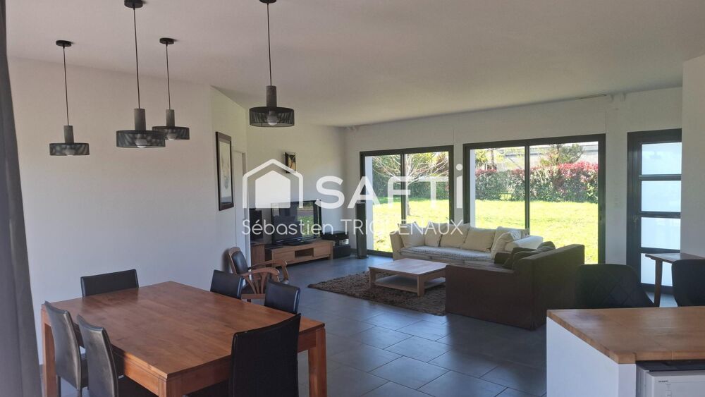 MAISON CONTEMPORAINE AVEC BATIMENT GREZ NEUVILLE