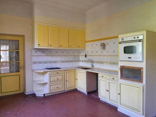  Maison  vendre 15 + pices 510 m