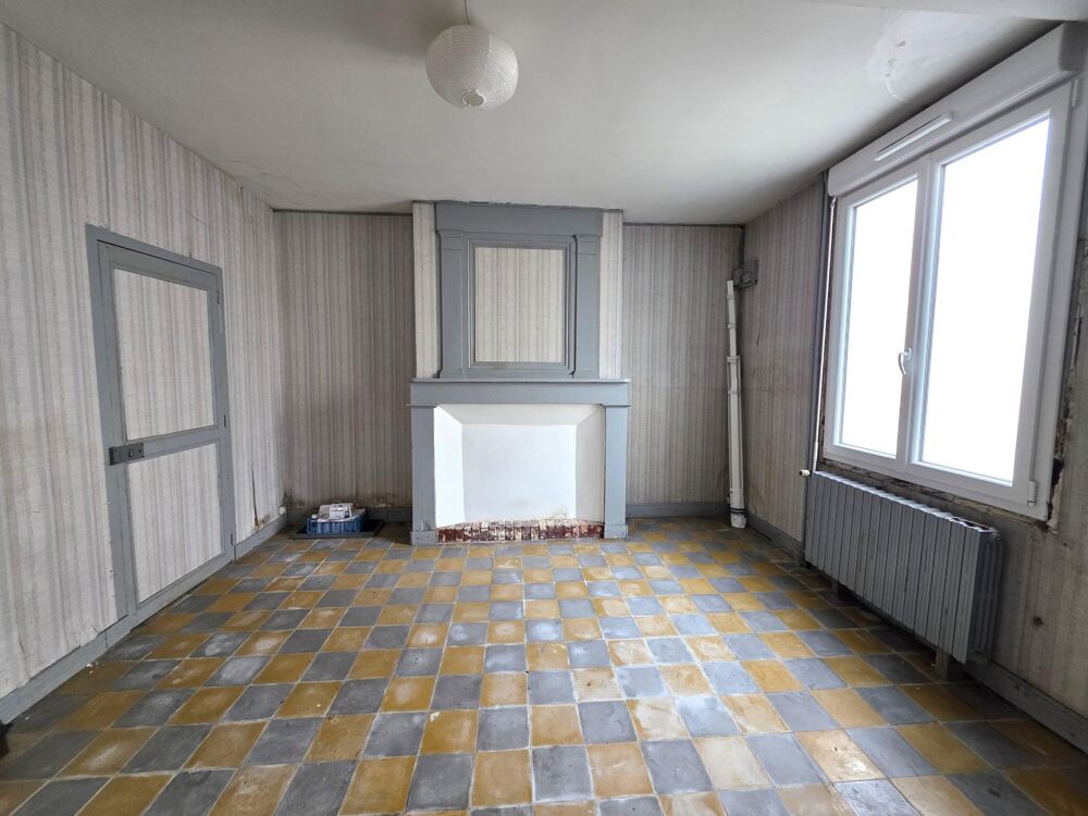 Belle maison de bourg, son terrain et ses dépendances !