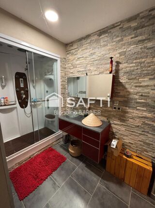 Maison à vendre 8 pièces 210 m²