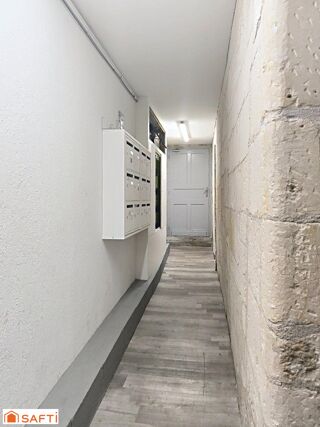  Immeuble � vendre 497 m�