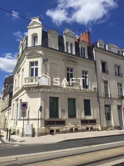 GARE IMMEUBLE DE BUREAUX DE CARACTERE 336 M2 987500 49000 Angers