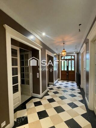  Maison à vendre 7 pièces 327 m²