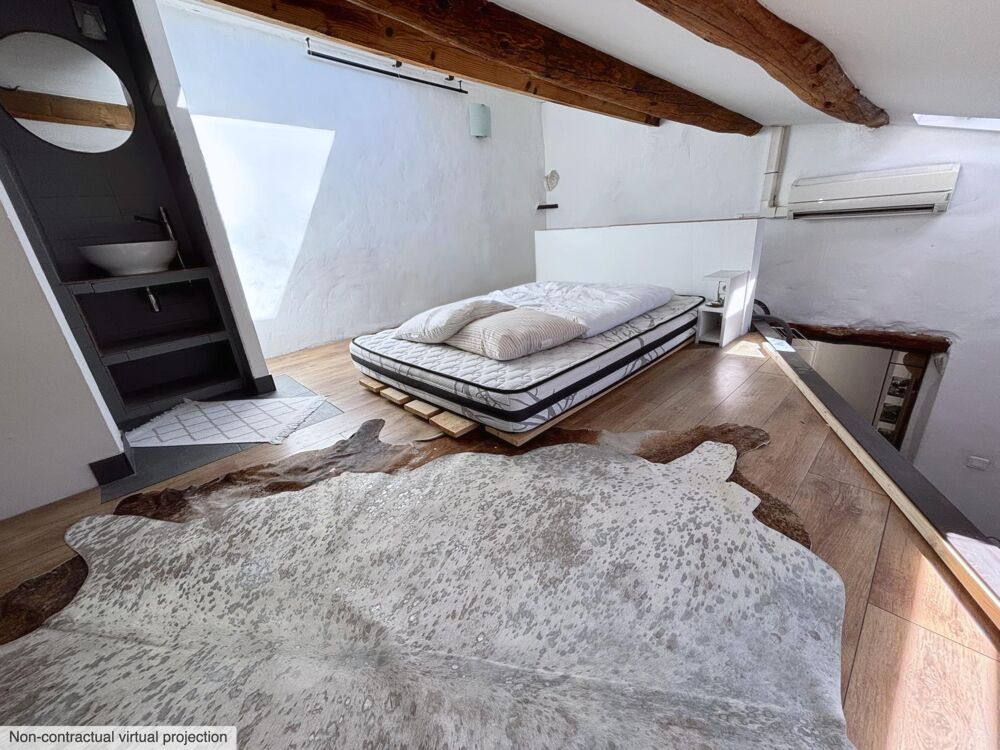 Joli Appartement T2 bis atypique en plein coeur de Trets