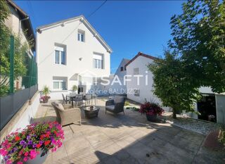  Maison  vendre 5 pices 106 m