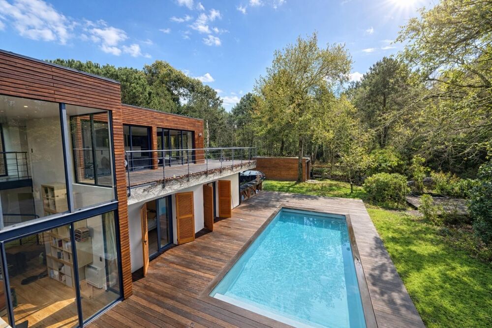 Mérignac centre Maison style californien  240 m²  Piscine  Forêt