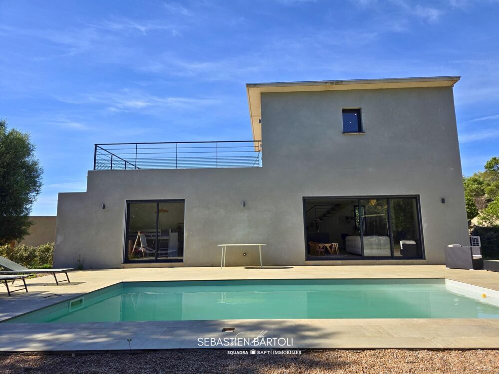 Vente Maison Villa contemporaine T5 de 135m2 avec piscine Porto-vecchio