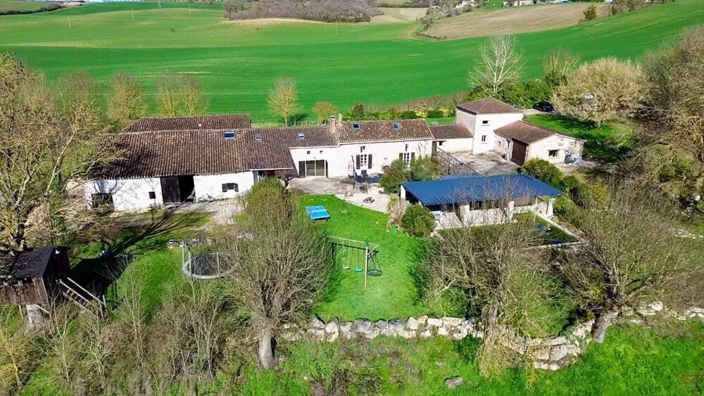 Vente Maison Deux maisons, piscines et grange au cœur de la campagne Monsegur