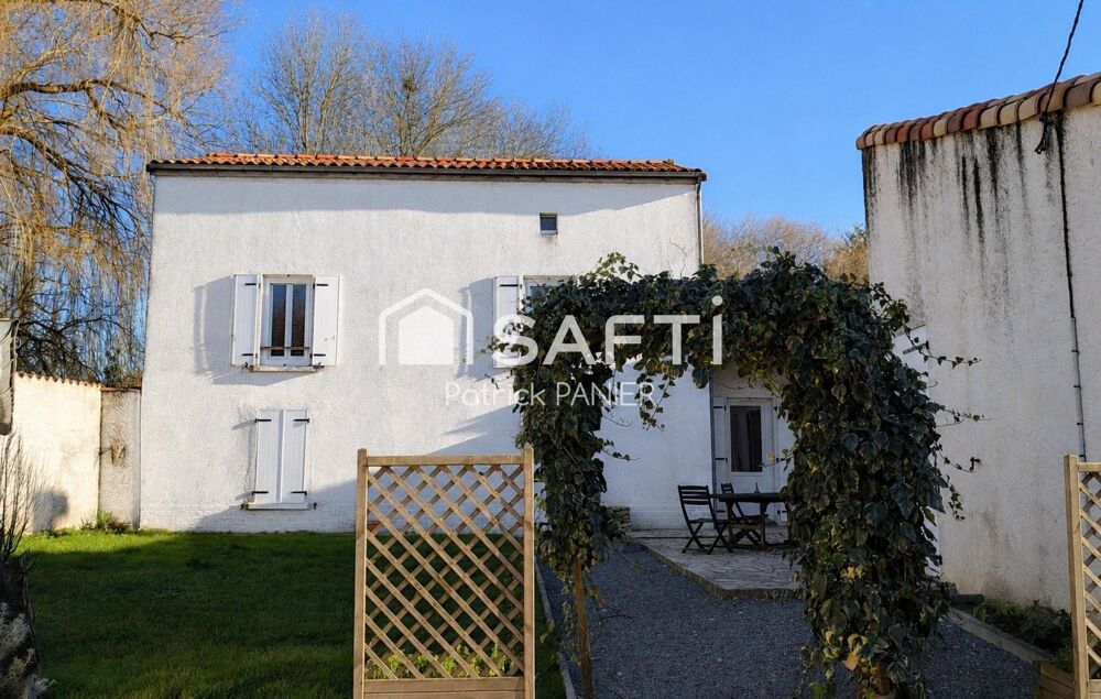 Maison 6 pièces 110 m² · à Availles-sur-Chize · 110 m² · 129 500 €