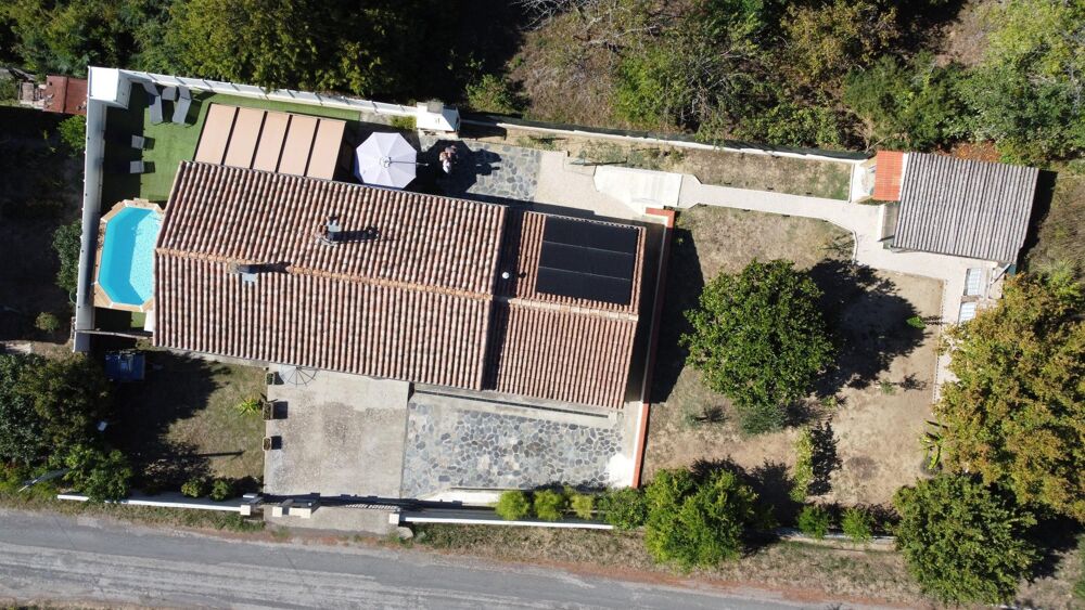 Vente Maison Villa plain pied de 100m² avec piscine, jardin, grand garage, pompe à chaleur et panneaux photovoltaïques Montazels