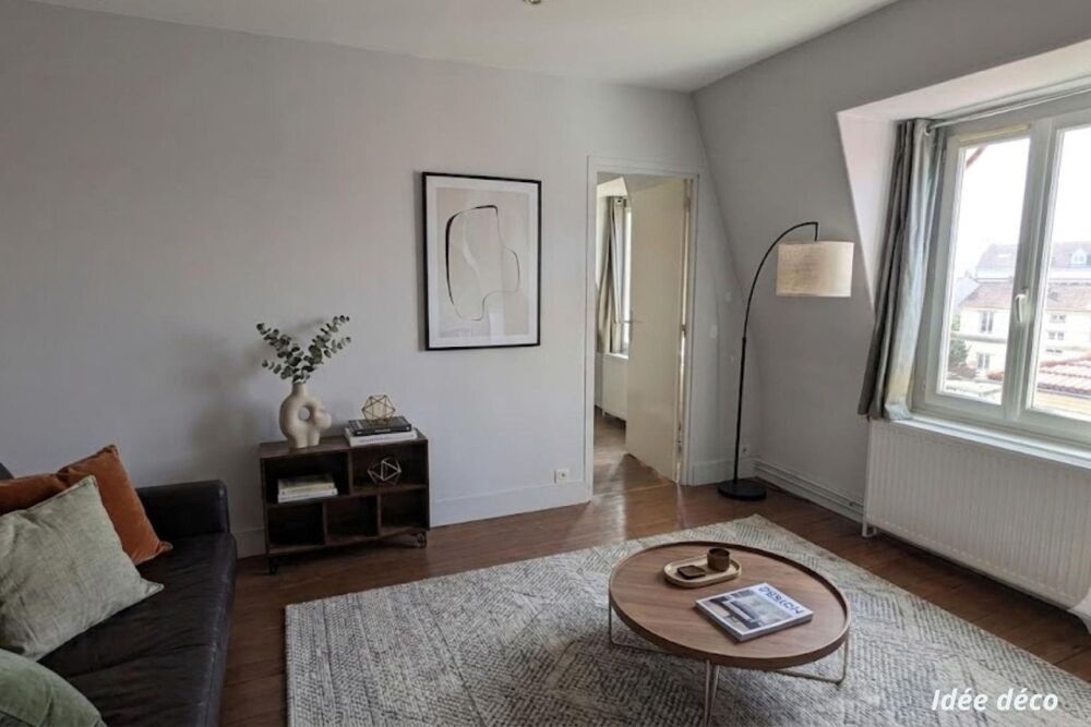 A Le Raincy 93340 , appartement de 35m2, 2 pièces, 1 chambre situé au centre ville à 5 minutes de la gare