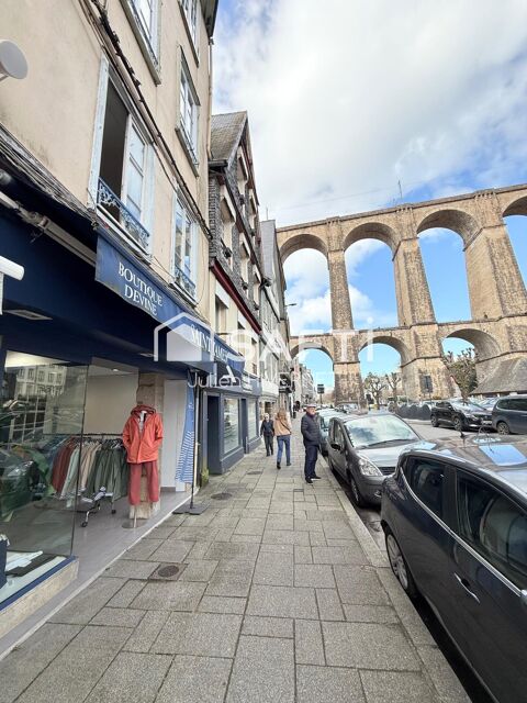   À saisir :Droit au bail  Local commercial de 150 m² 