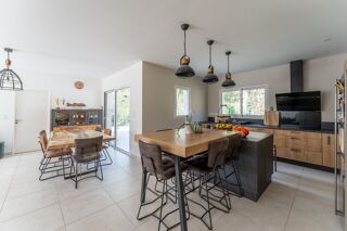  Maison  vendre 6 pices 159 m