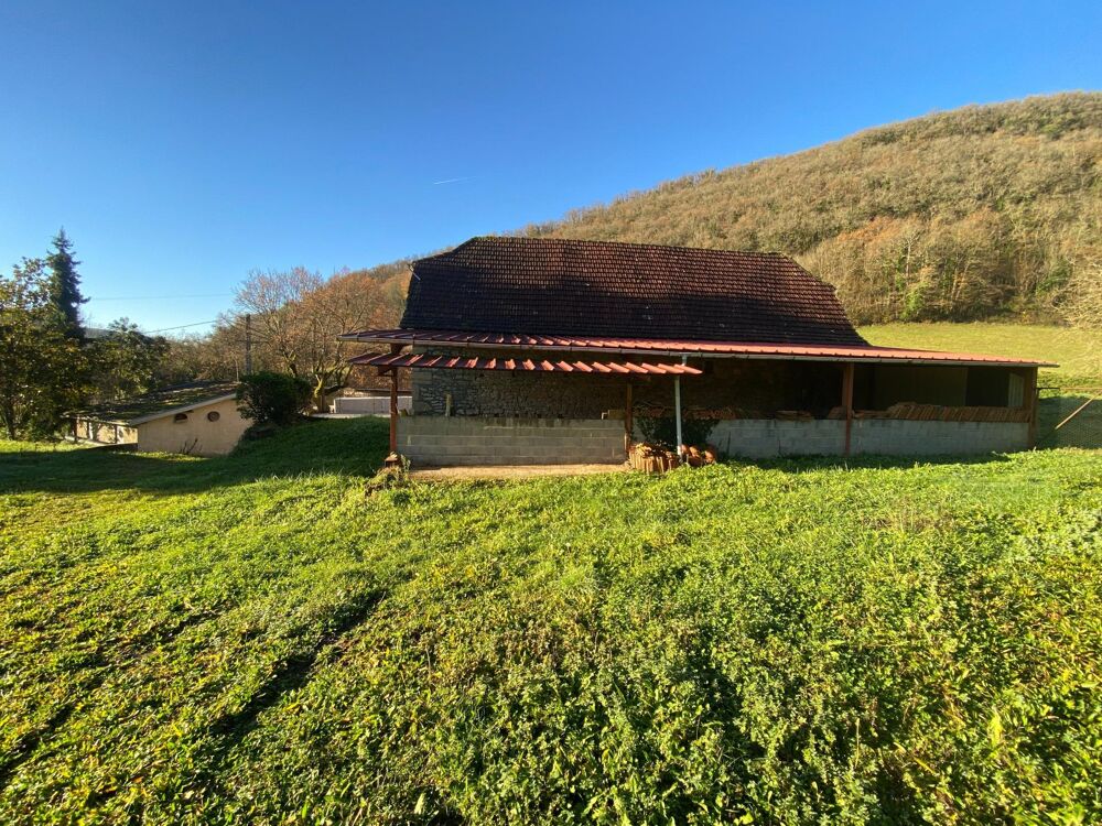 Vente Maison Voie verte offrant un fort potentiel pour le développement de nombreux projets touristiques, artisanaux ou agricoles. Larroque-toirac