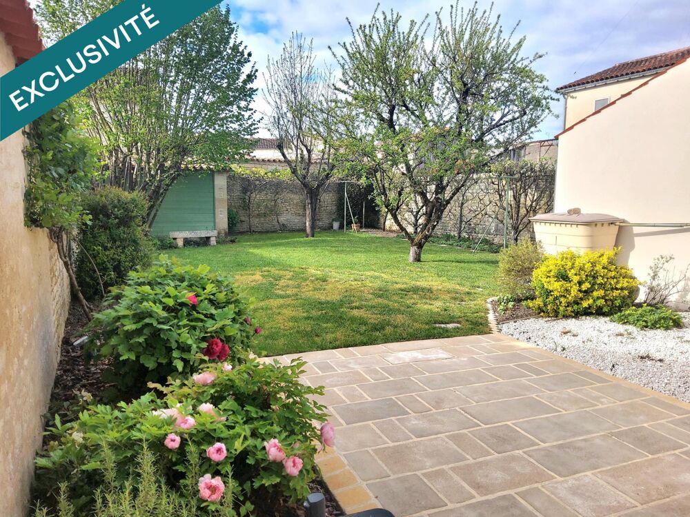 Coulon, belle propriété avec appartement attenant