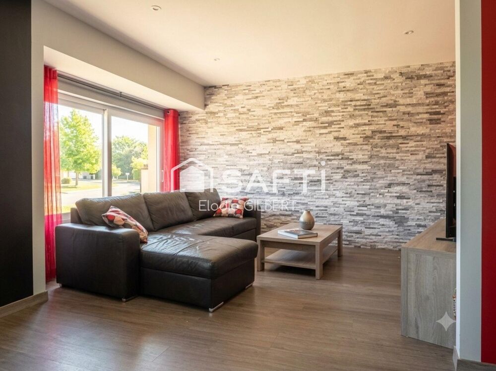 Vente Maison Maison de plain-pied 105 m² – 3 ch. – Terrain 1 118 m² avec parcelle constructible – Piscine & Garage Daumeray