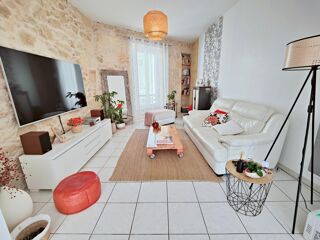 Vente Immeuble Immeuble: 2 locaux commerciaux et appartement T3 Langoiran