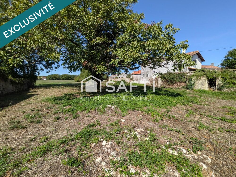 Vente Maison Saint-Mard (10 min de Surgères) - Bien de 240 m² à fort potentiel, sur une parcelle de 2 041 m² Saint-mard