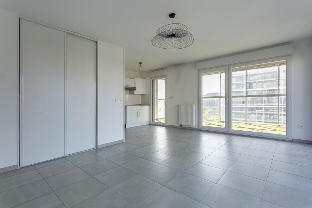 Vente Appartement Spacieuse pièce de vie, lumineuse, 3 terrasses Nantes