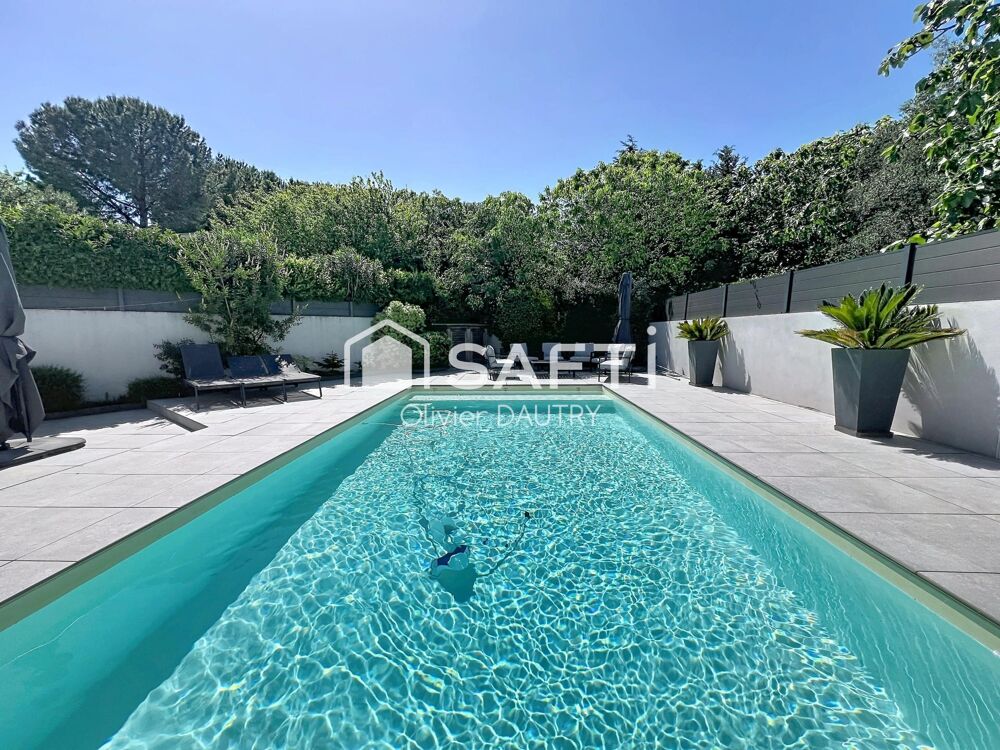 Villa prête à vivre  Piscine et Jardin intimiste -