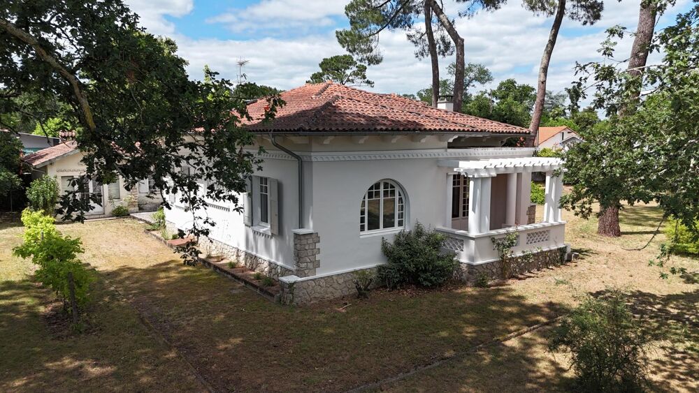 Maison Art déco sur 2 700 m² constructibles