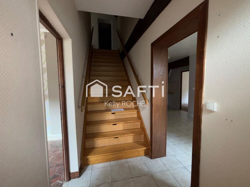 Maison 10 pièces 214 m2 Immeuble mixte