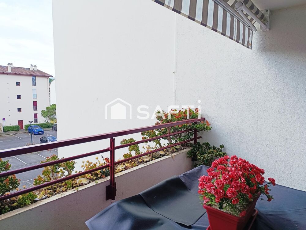 Vente Appartement Tout à pieds à St jean de luz avec ce T3 /T4 traversant avec terrasse et doublé balcons Saint-jean-de-luz