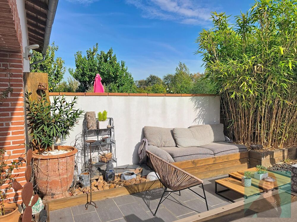 Vente Maison Maison de caractère T6 de150 m² env. domaine du château, avec piscine et jacuzzi privatifs Escalquens