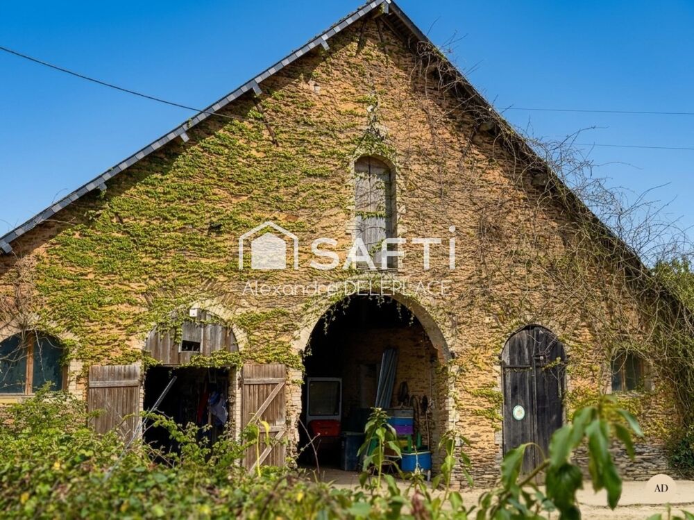 Domaine équestre 10 ha avec étang et 3 maisons