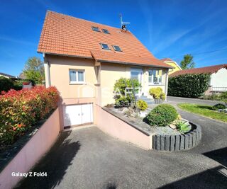  Maison  vendre 9 pices 213 m