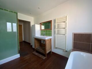  Maison à louer 4 pièces 120 m²