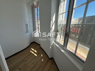  Immeuble à vendre 140 m²