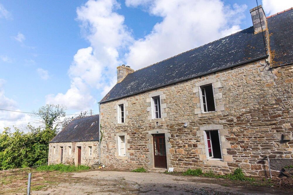 Vente Maison Maison en pierres au calme avec dépendances à rénover Plufur