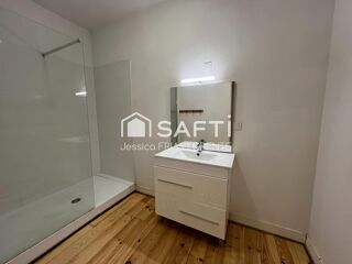  Immeuble � vendre 236 m�