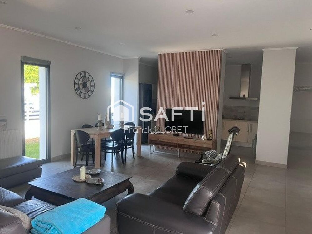 Vente Maison Magnifique contemporaine de 4 chambres, piscine carrelée, garage, terrain 786m² Vendays-montalivet