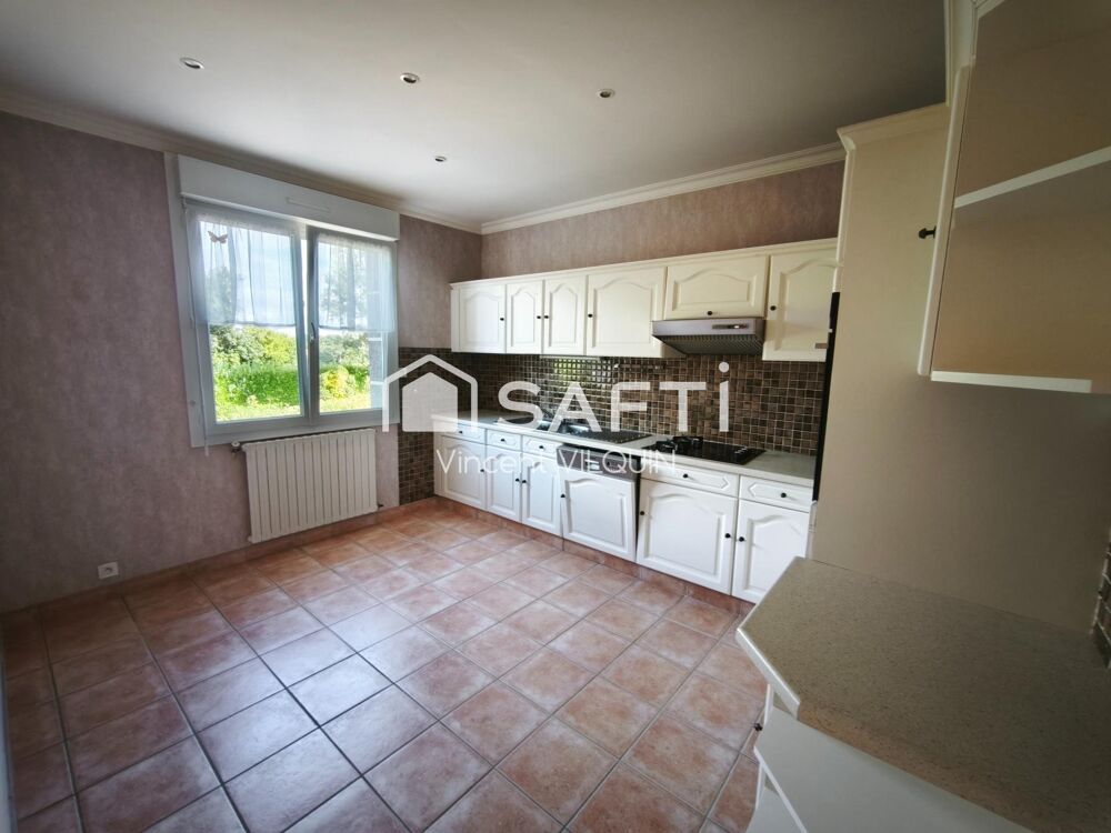 Vente Maison Maison familiale de 146 m² avec vie de plain-pied et terrain de 1 794 m² Pleyber-christ