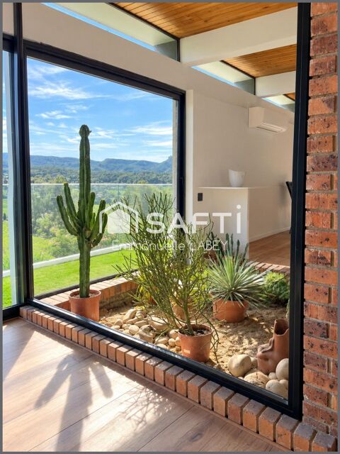   CASSIS – Haut de villa, une vue d'exception et fort potentiel d'évolution. Maison - 4 pièce(s) - 210 m²