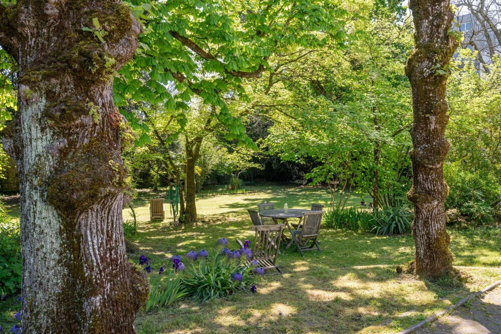 Vente Maison Maison de Maître 230 m² avec parc de 2500 m², plain pied, charme... Villenave-d'ornon