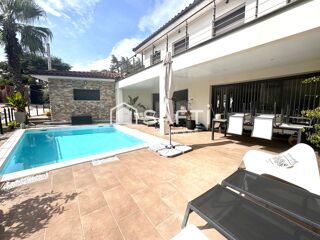  Maison � vendre 7 pi�ces 160 m�