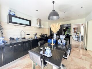  Maison à vendre 6 pièces 260 m²