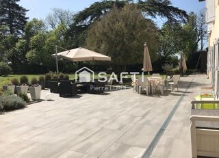  Maison à vendre 10 pièces 520 m²
