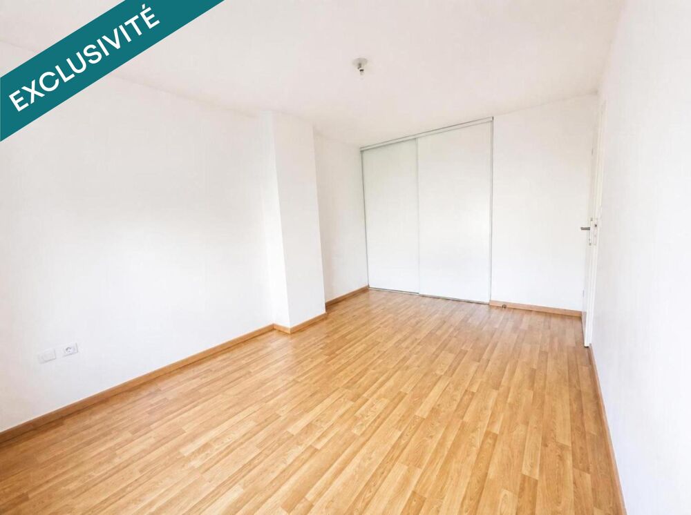 Vente Appartement T3 lumineux avec de beaux volumes,  terrasse et double stationnement. Pont-de-metz