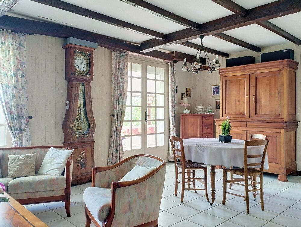 Pavillon avec vue dégagée au coeur de Tiffauges