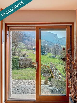  Maison � vendre 9 pi�ces 307 m�