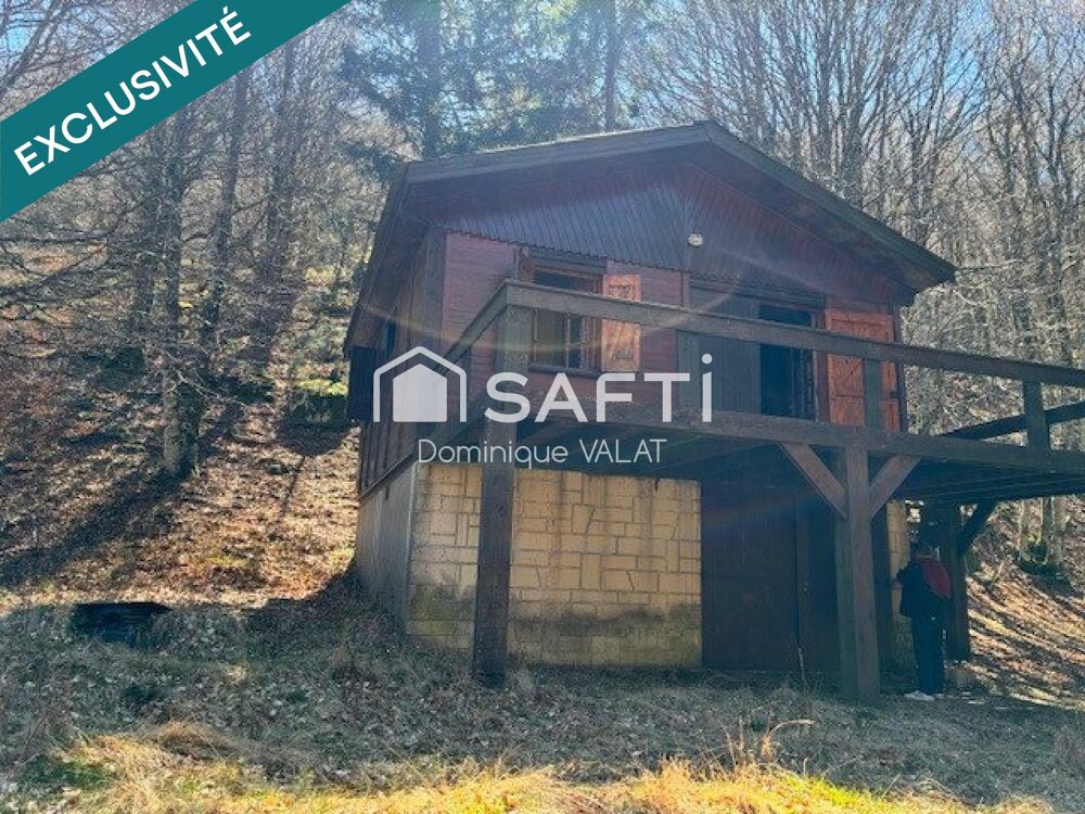 Joli chalet de montagne en bordure de rivière