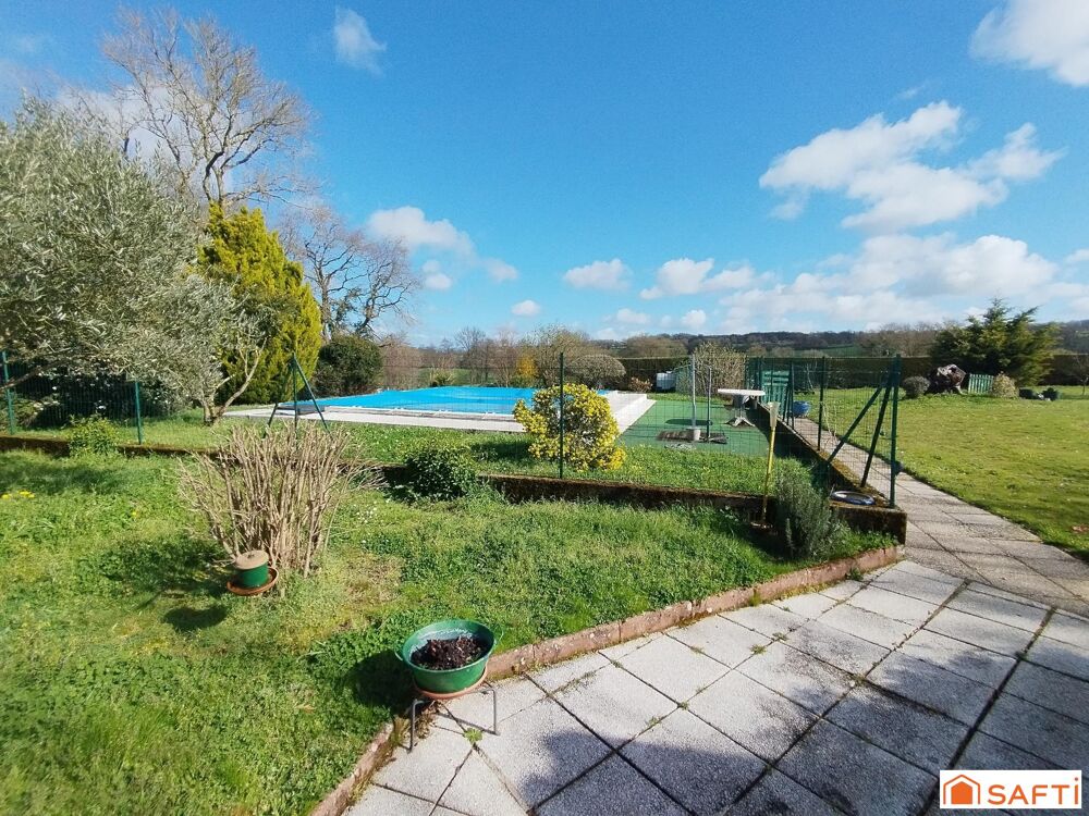 Maison de campagne : charme de la pierre, vue dégagée et tranquillité assurée !