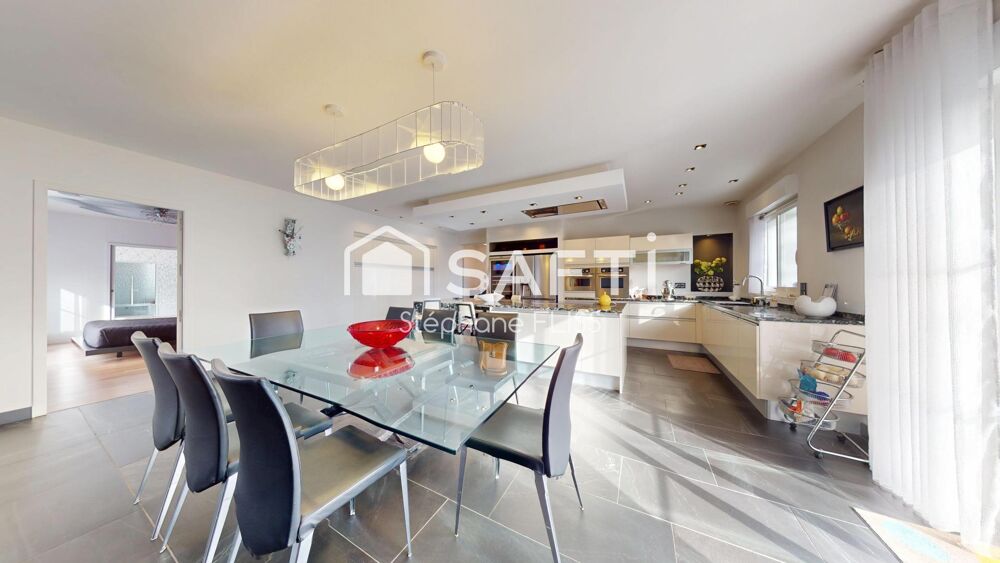 Vente Maison Maison familiale de 250m2 avec espace bien-être Blanquefort